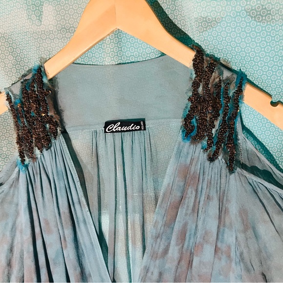 Gorgeous Claudio Milano tunic - Picture 6 of 12